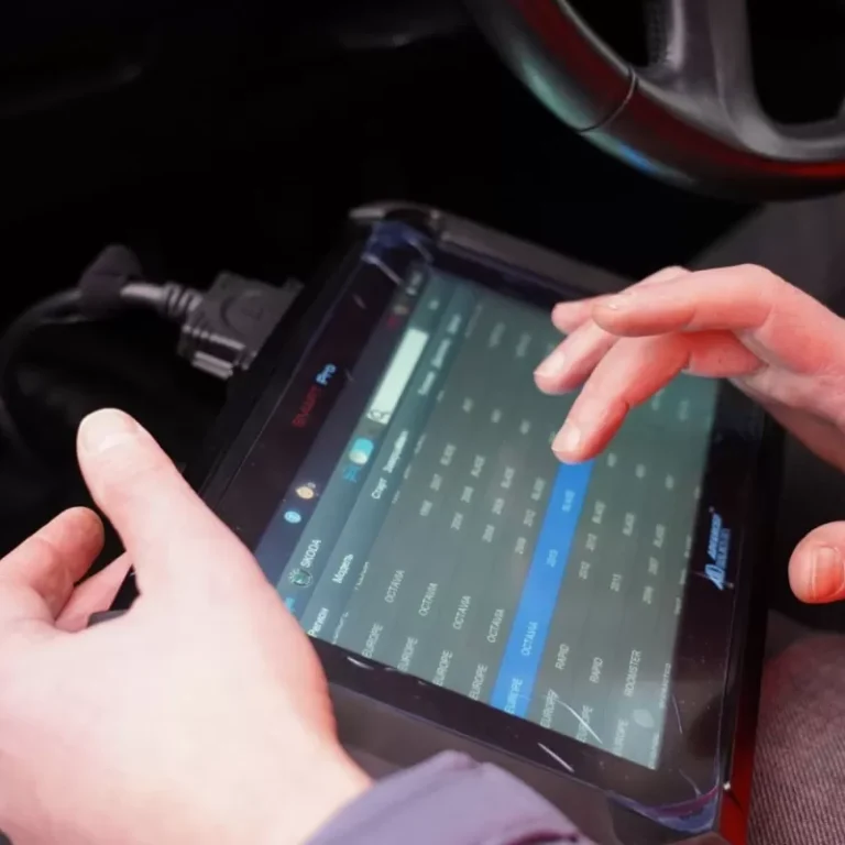 avarinis-atrakinimas-automobilio_0.webp